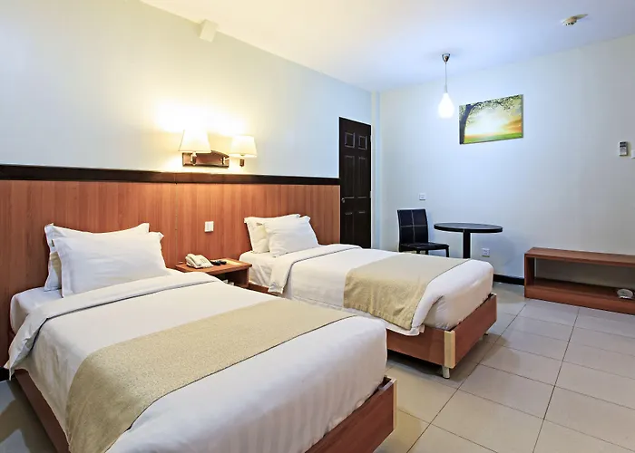 The Orchard & Powered By Cocotel 3*