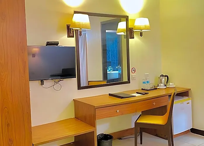 The Orchard & Powered By Cocotel Hotel