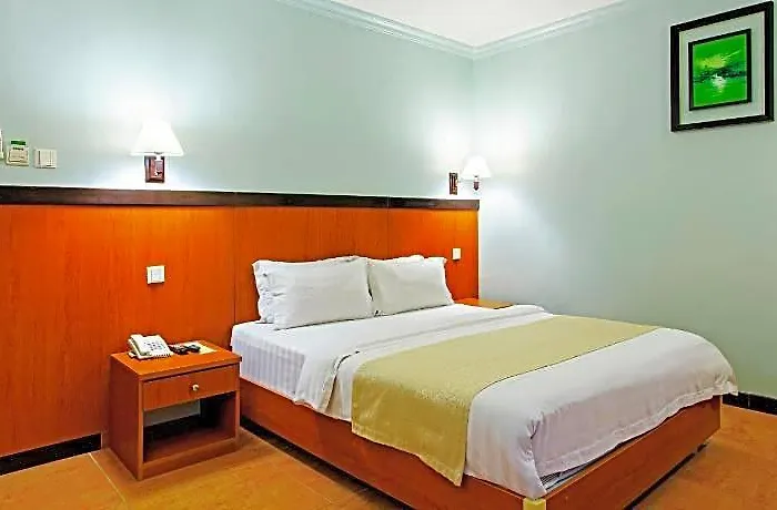 The Orchard & Powered By Cocotel 3*