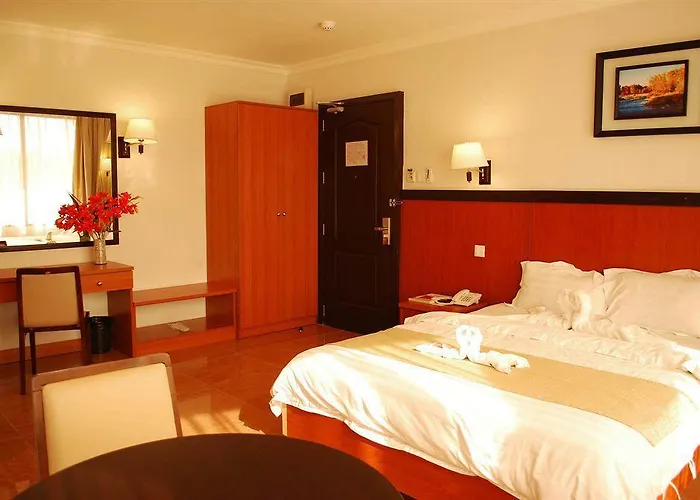 The Orchard & Powered By Cocotel Hotel