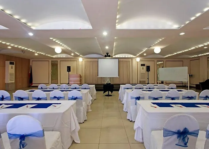 Hotel The Orchard & Powered By Cocotel